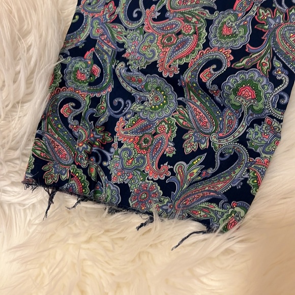 Gorgeous Paisley Print Stretch Crop Pant 5 Pocket JONES NEW YORK SPORT Size 10 - Picture 4 of 10